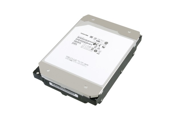 Toshiba Enterprise Capacity MG07ACAxxx Series MG07ACA14TE - Festplatte - 14 TB - intern - 3.5" (8.9 cm) - SATA 6Gb/s - NL - 7200 rpm - Puffer: 256 MB