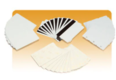 Zebra Premier - Mylar-beschichtetes Polyvinyl Chlorid (PVC) - Klebstoff - 10 mil - 100 Stck. Karten (Packung mit 5) - für Zebra P310F, P310i, P320i, P330i, P330m, P420i, P430i
