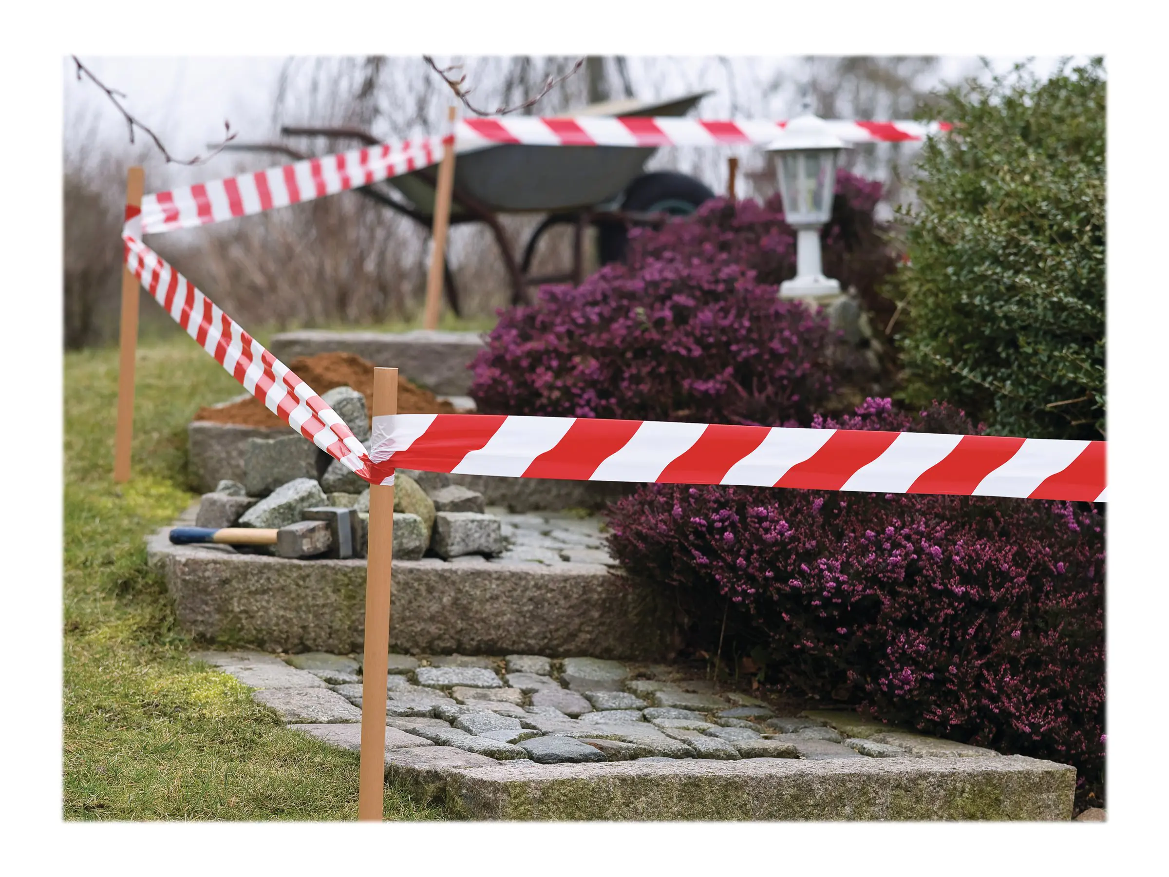 tesa Absperrband Signal 58137-00000 80mmx100m rot/weiß