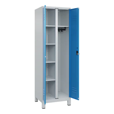 C+P Garderobenschrank Classic PLUS 600 x 1.950 x 500 mm (B x H x T) Stahl Farbe der Front: lichtblau Farbe des Korpus: lichtgrau