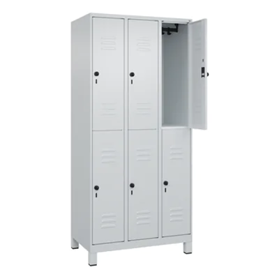 C+P Kleiderspind Classic PLUS 900 x 1.950 x 500 mm (B x H x T) 3 Abteile Stahl lichtgrau